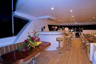 HUEYS ISLAND -  Sundeck